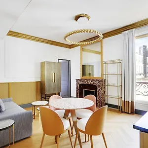 Pick A Flat's In Champs Elysees - Rue Du Colisee Parijs
