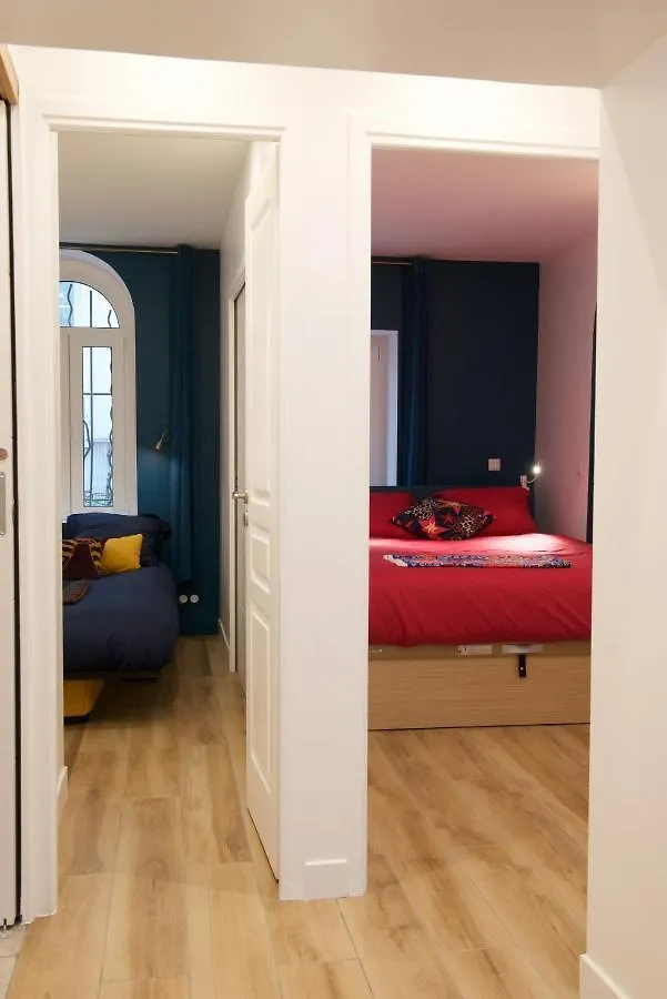 Charming Parisian Apartment With Air Conditioning - Climatisation & 2 Bedrooms - Batignolles Parigi Francia